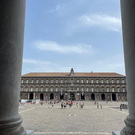 Dele شقة نابولي